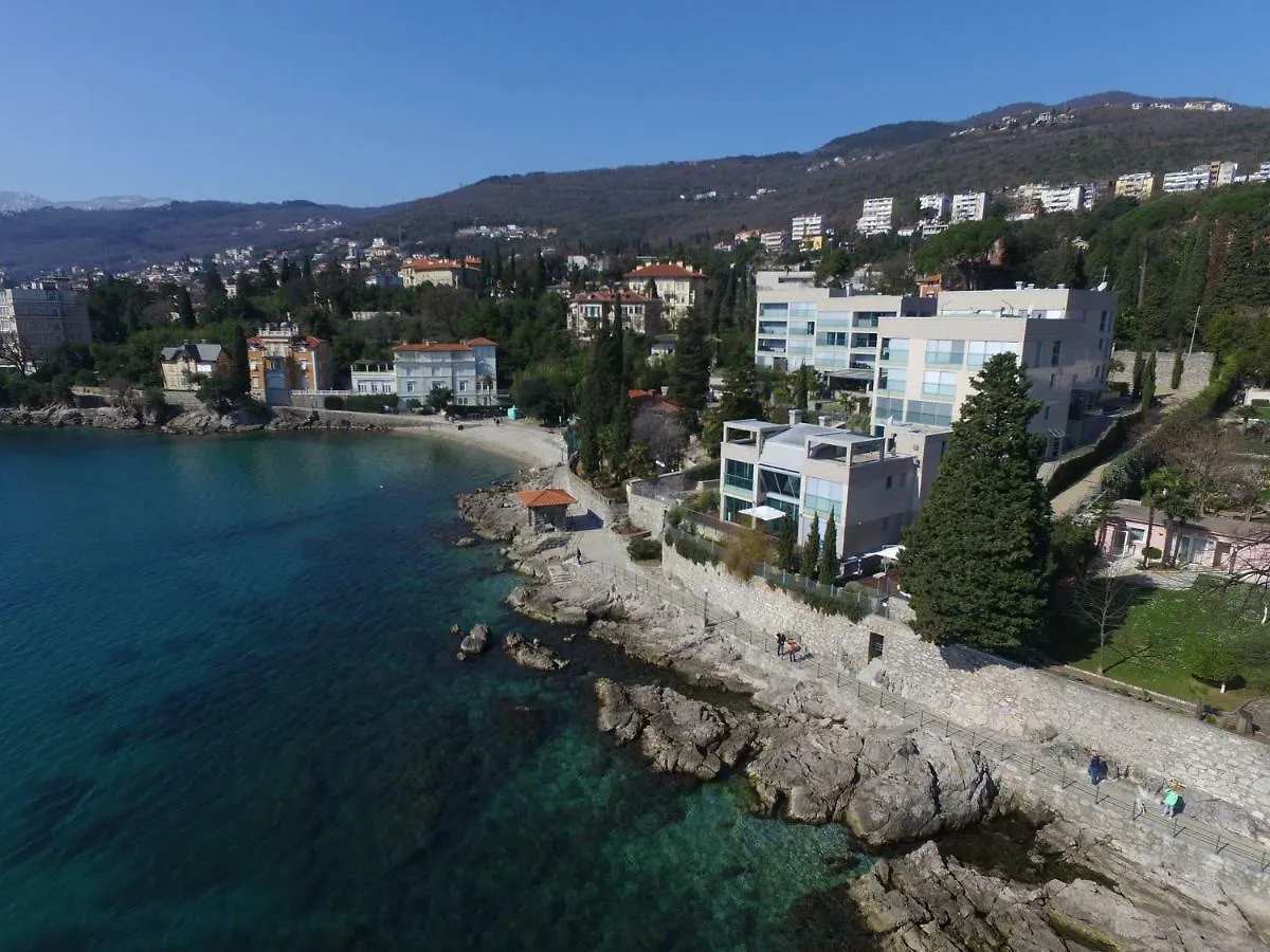 Deluxe Apartment Volosko Opatija